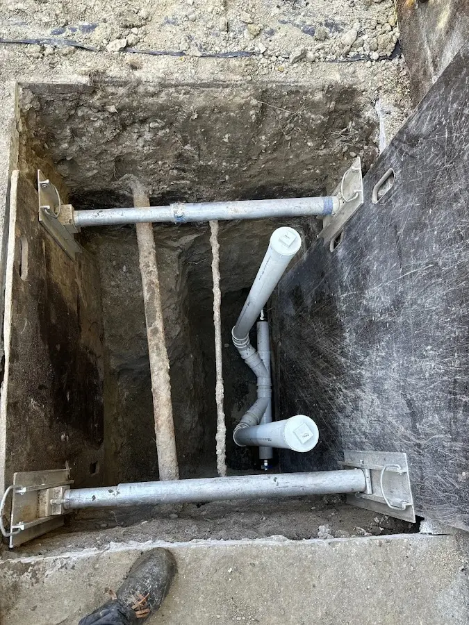Experienced plumber completing Gas Line Repair work in East Haddam